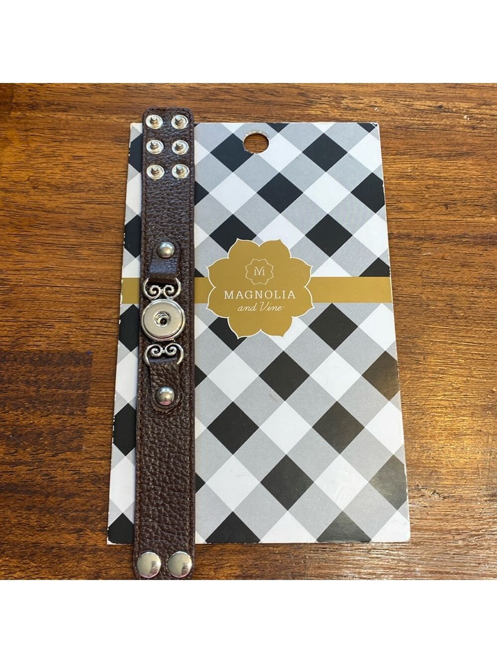 Magnolia and Vine Curlicue Leather bracelet, brown, holds one original snap, new